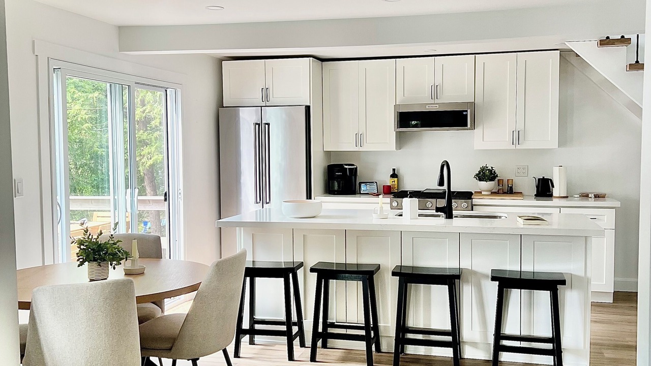 Photo of Kitchen in North Frontenac