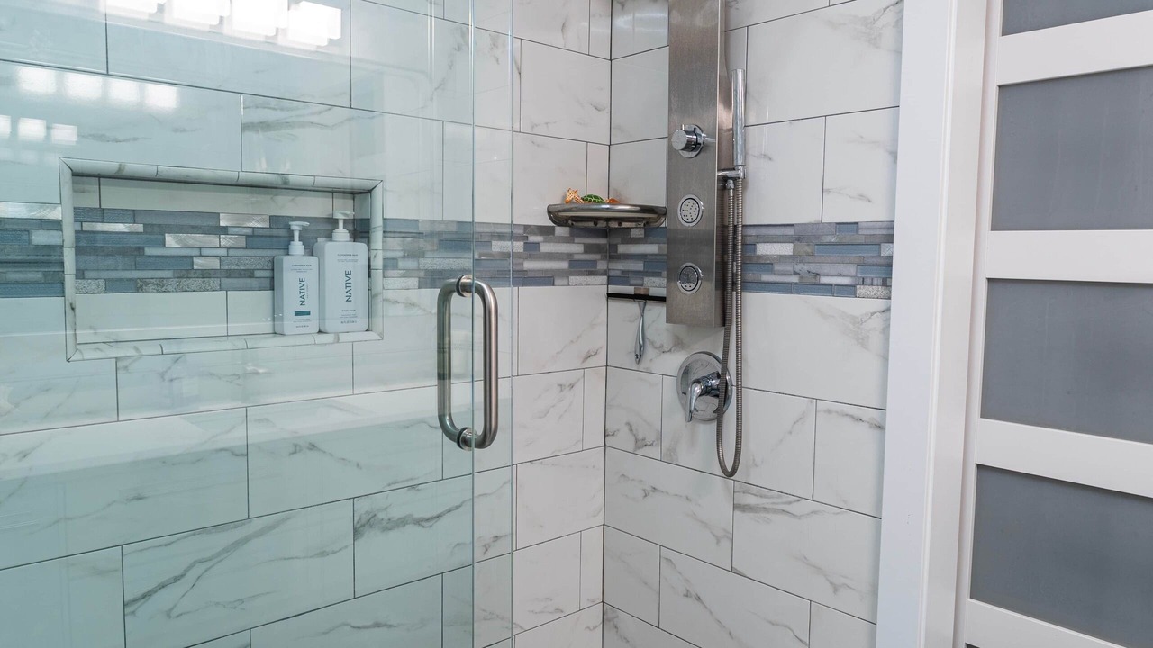 Photo of Bathroom in Bee Ridge