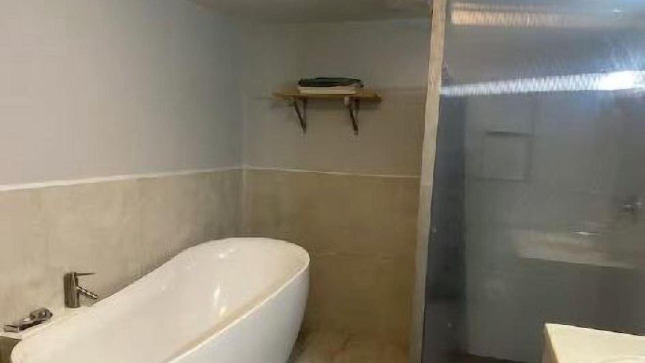 Photo of Bathroom in Summit Hill