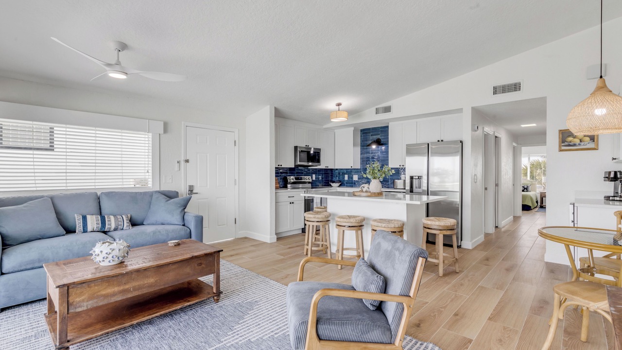 Photo of Livingroom in New Smyrna Beach