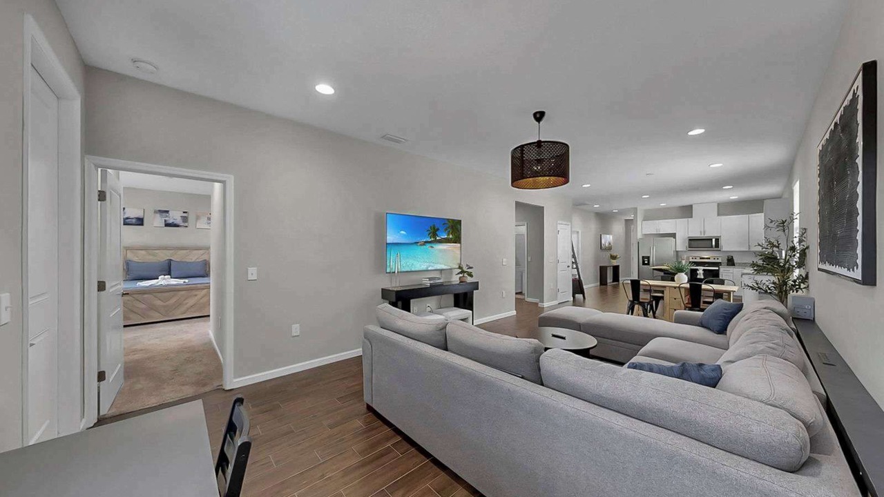 Photo of Livingroom in East Tampa