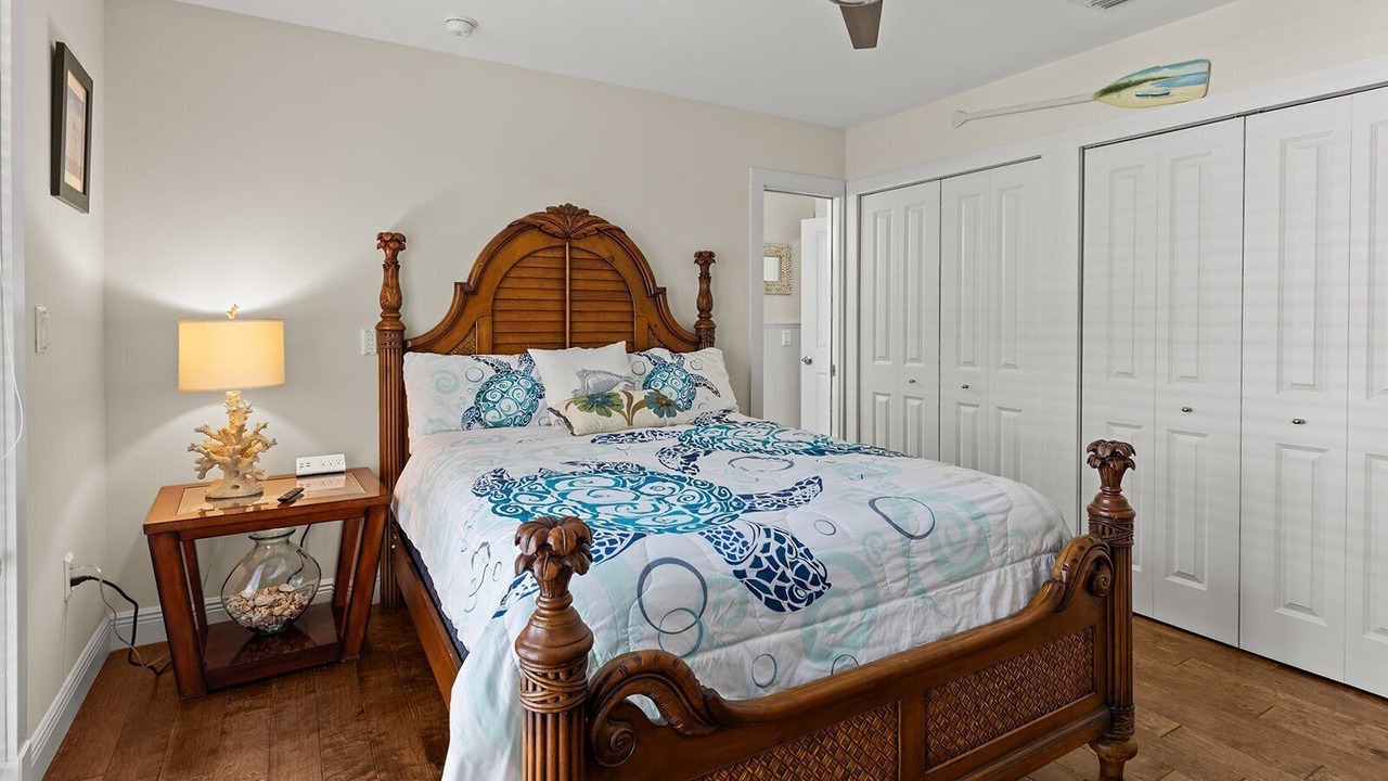 Photo of Bedroom in Indian Waterways