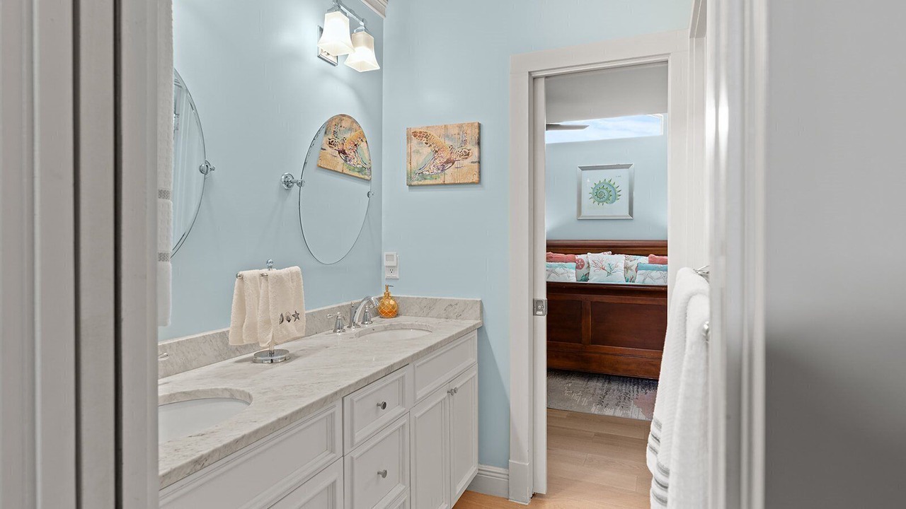 Photo of Bathroom in Indian Waterways