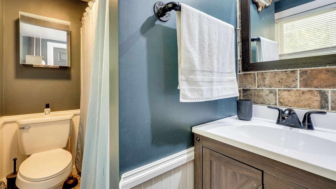 Photo of Bathroom in Bethlehem