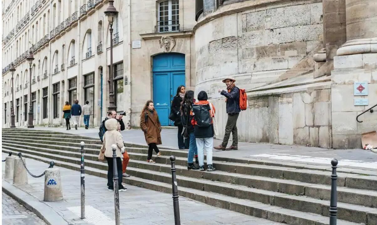 Photo of Others in Marais
