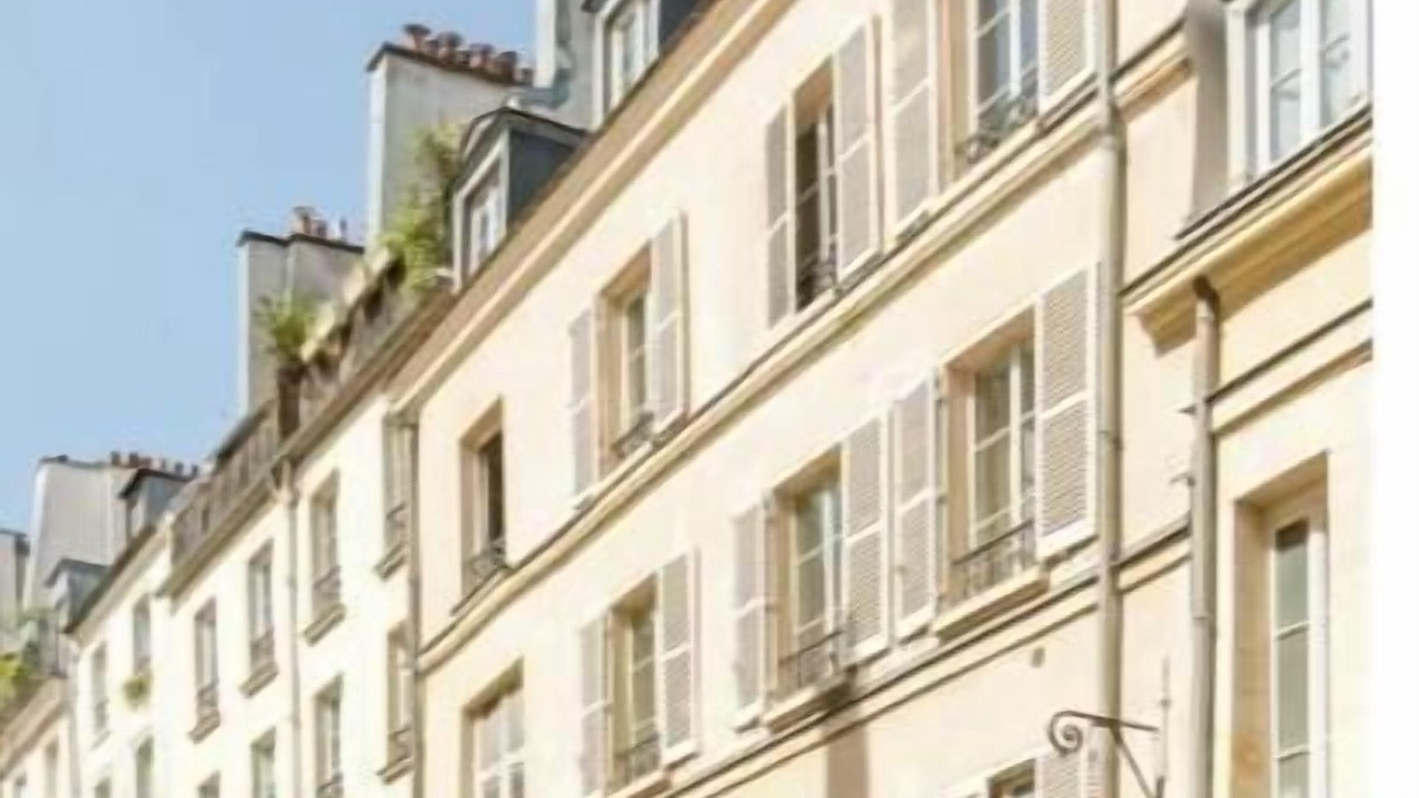 Photo of Others in Marais