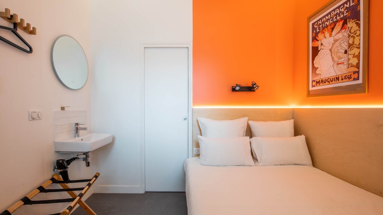 Photo of Bedroom in Latin