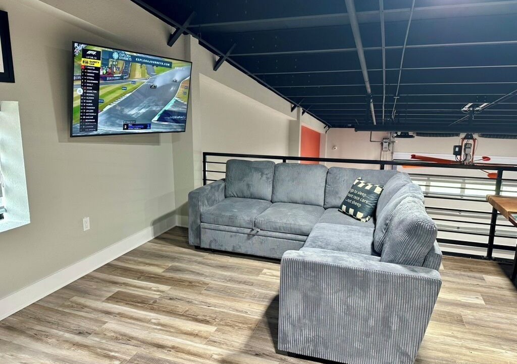 Photo of Livingroom in Highland