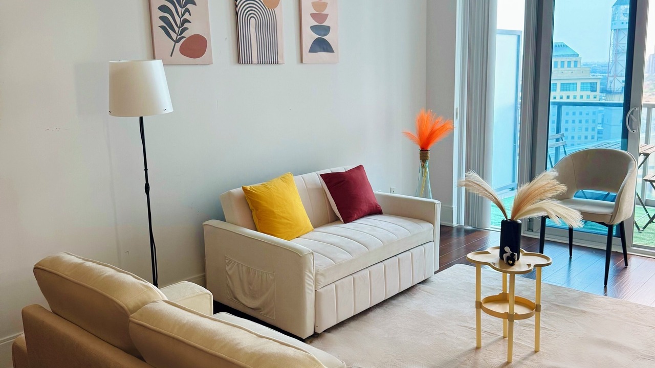 Photo of Livingroom in Downtown Mississauga
