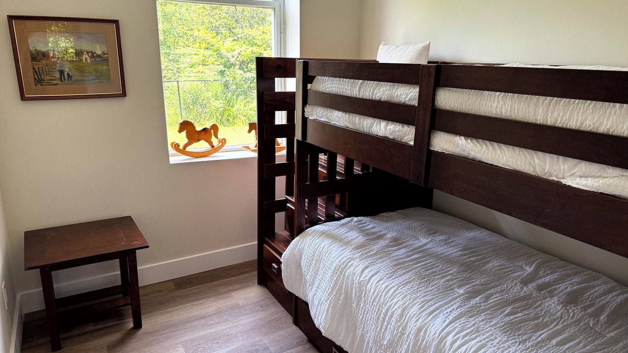 Photo of Bedroom in Burk's Falls