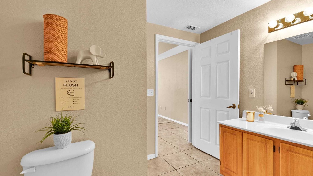 Photo of Bathroom in Venetian Bay Villages