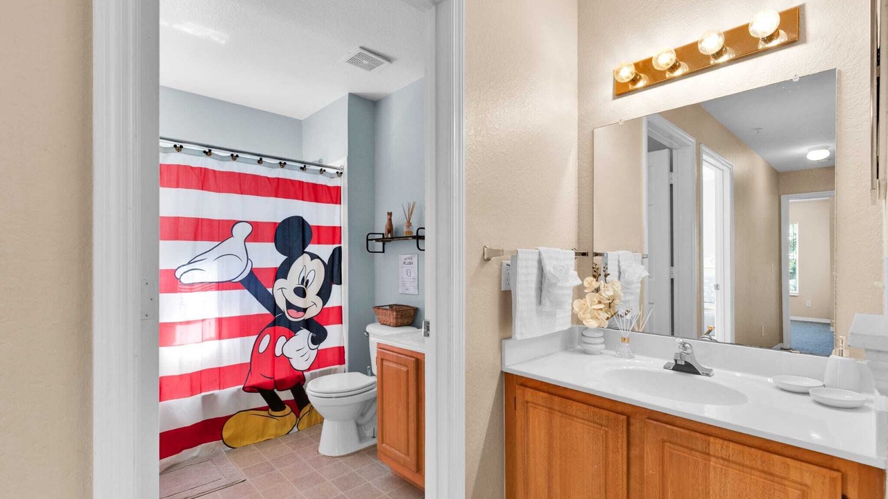 Photo of Bathroom in Venetian Bay Villages
