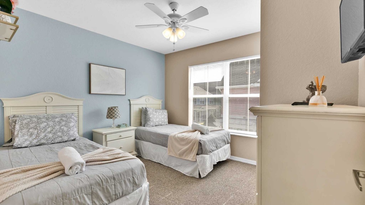Photo of Bedroom in Venetian Bay Villages