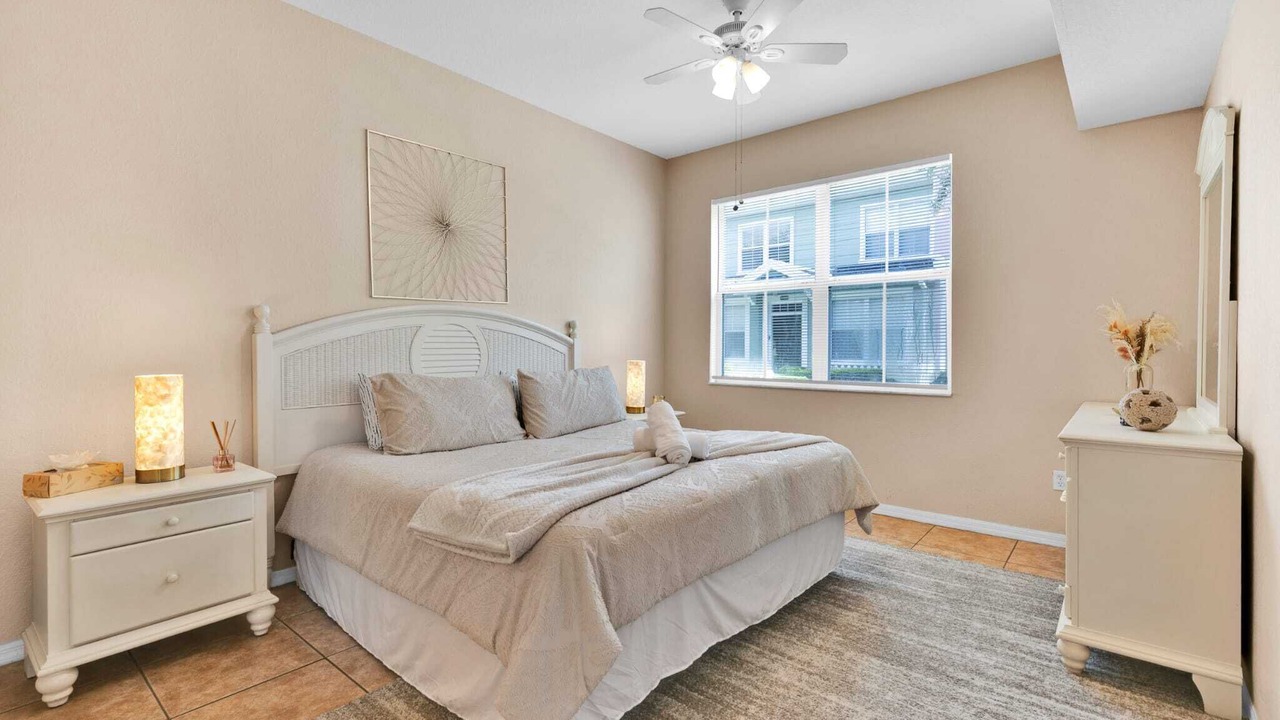 Photo of Bedroom in Venetian Bay Villages