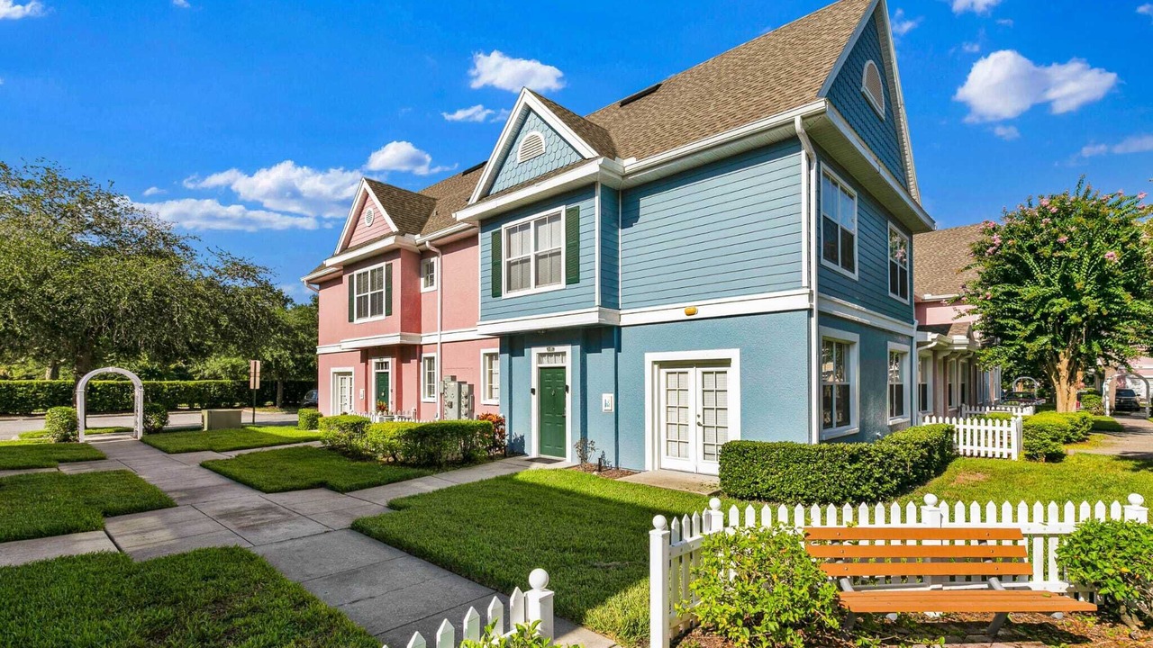 Photo of Outdoor in Venetian Bay Villages
