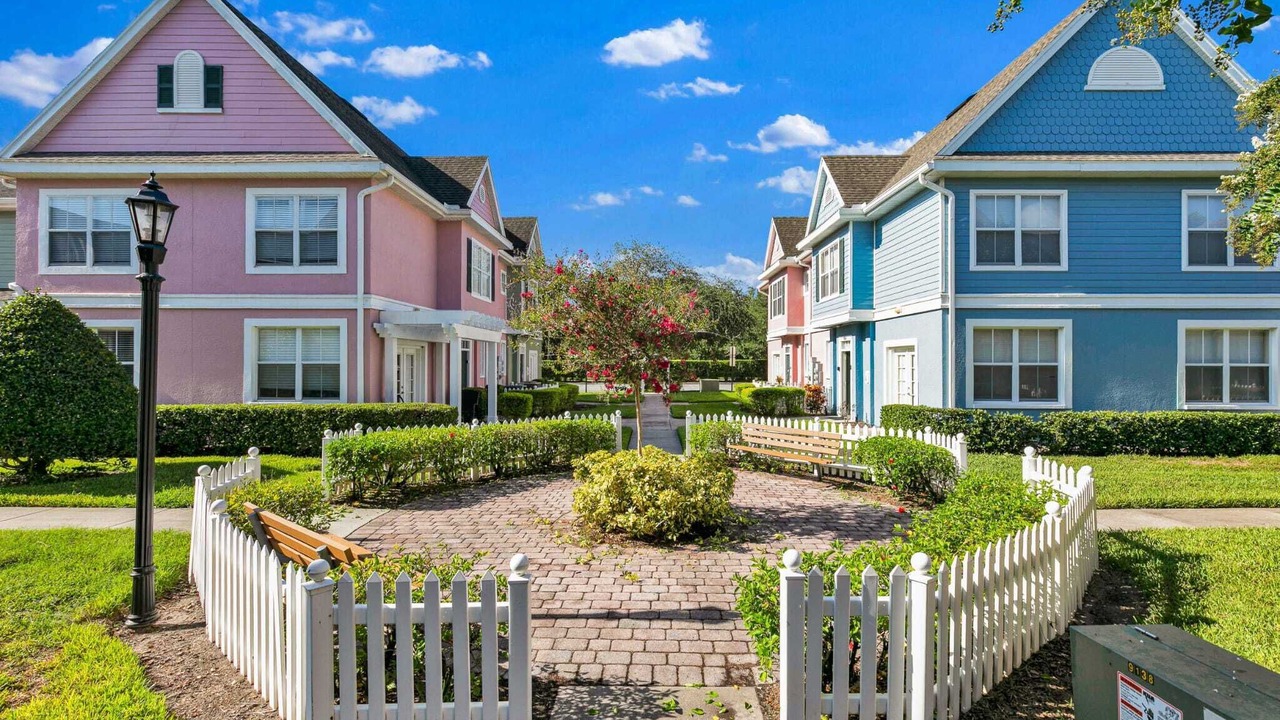 Photo of Outdoor in Venetian Bay Villages