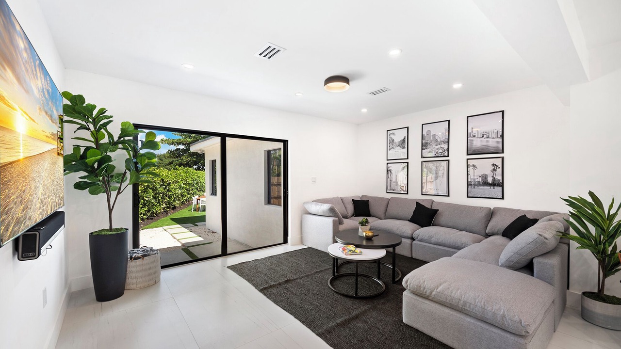 Photo of Livingroom in Miami Shores