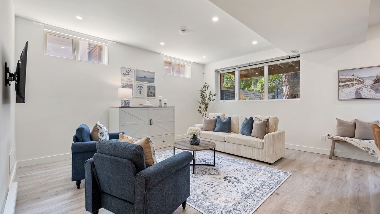 Photo of Livingroom in Toronto