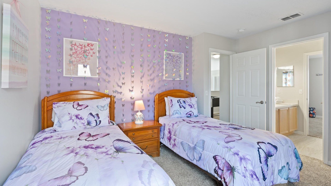 Photo of Bedroom in Lake Davenport Estates