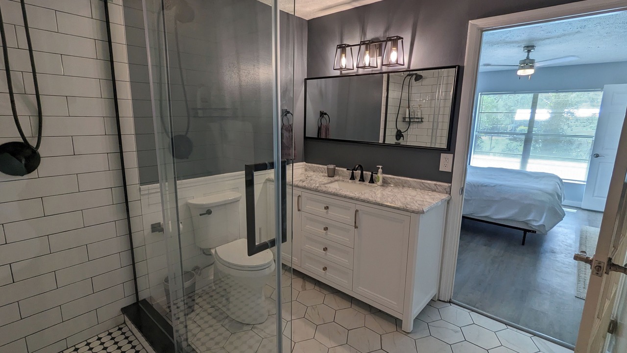 Photo of Bathroom in Lutz