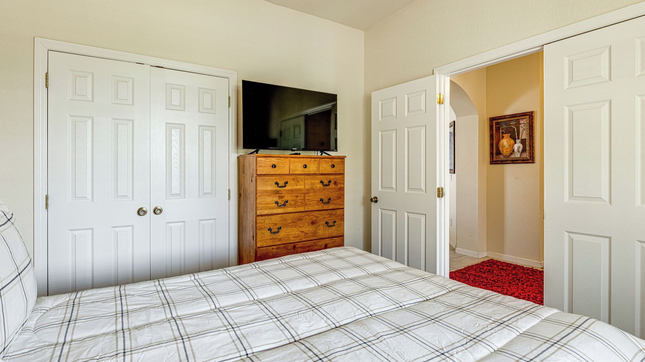 Photo of Bedroom in Trafalgar Village