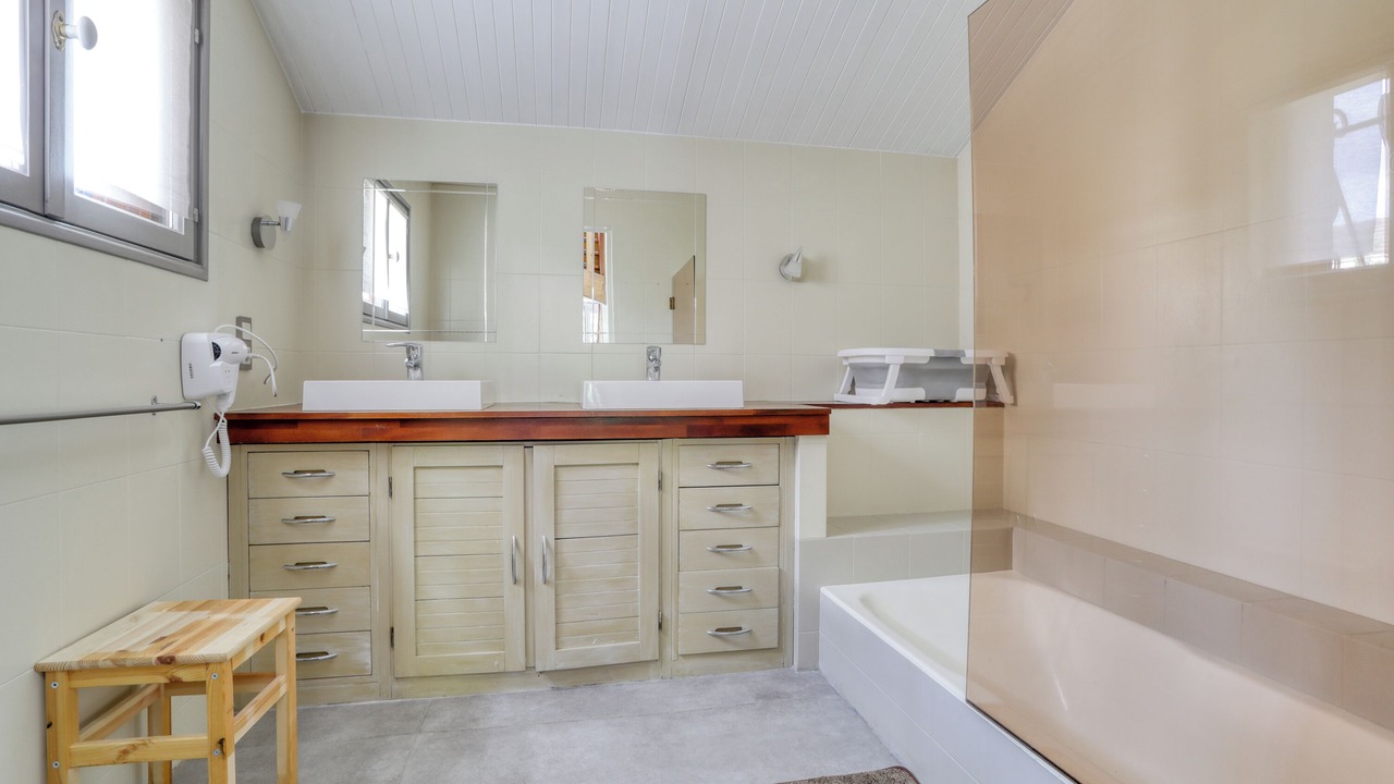 Photo of Bathroom in Aulnay-sous-Bois