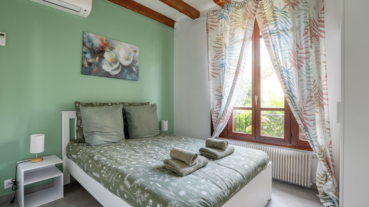 Photo of Bedroom in Aulnay-sous-Bois