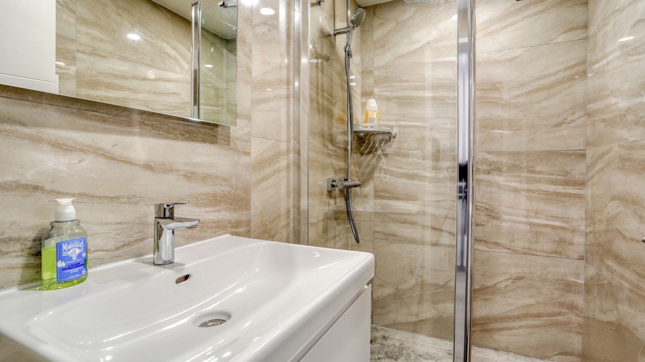 Photo of Bathroom in Aulnay-sous-Bois