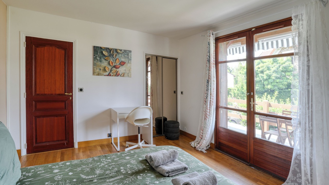 Photo of Bedroom in Aulnay-sous-Bois