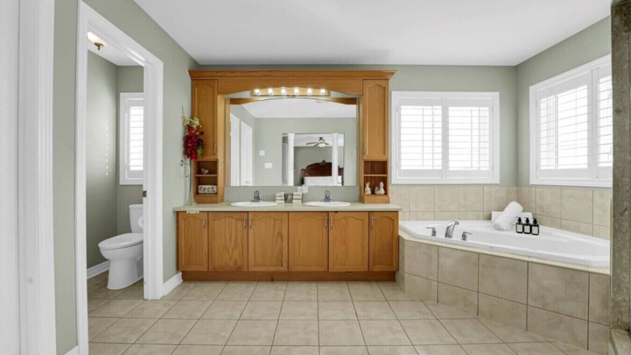Photo of Bathroom in Brampton