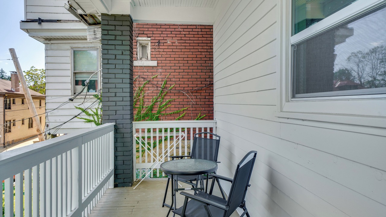 Photo of Patio Balcony in South Hills