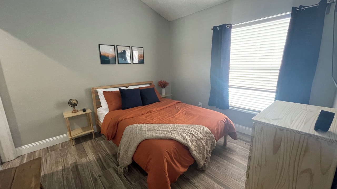 Photo of Bedroom in Riverview