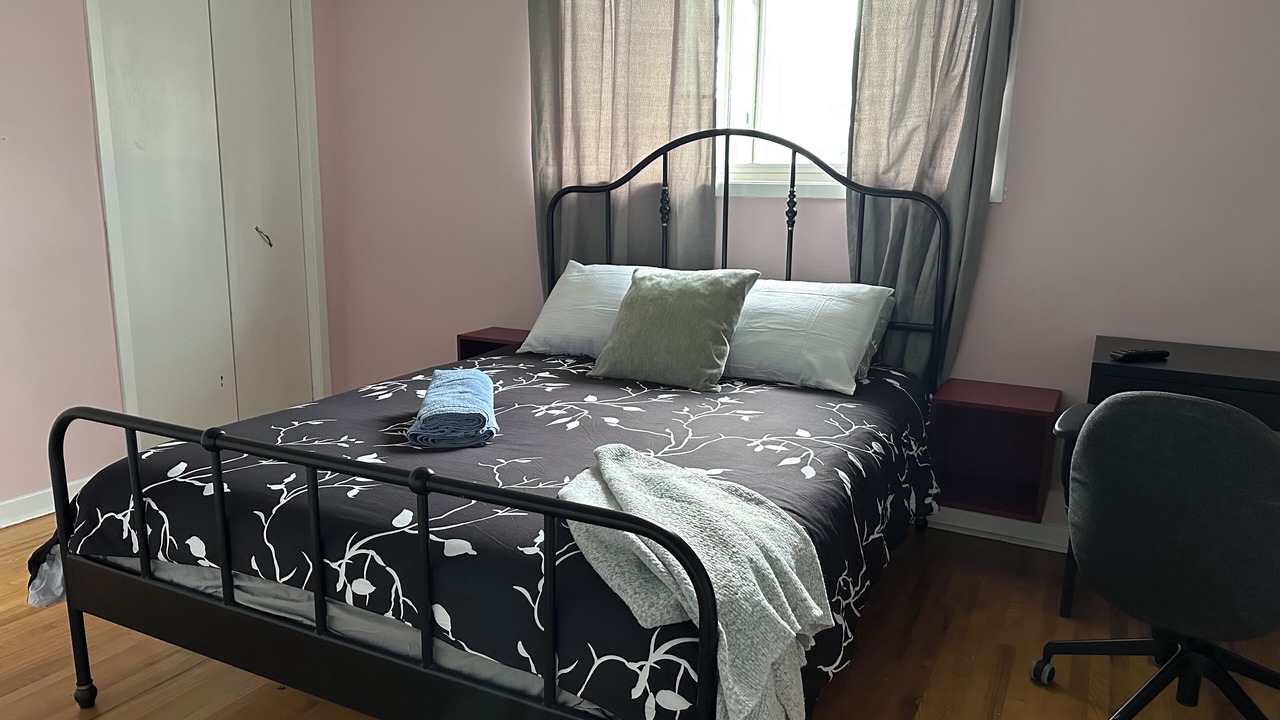 Photo of Bedroom in Mississauga