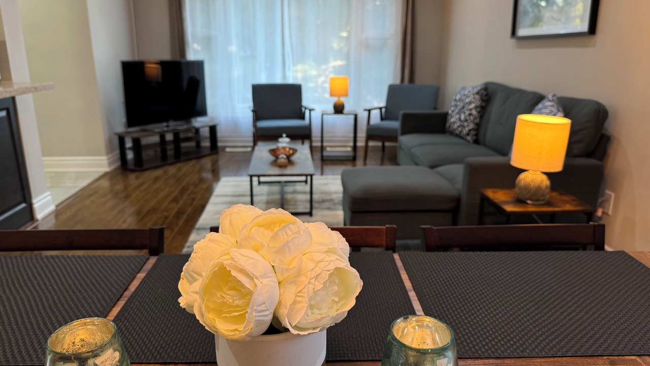 Photo of Livingroom in Woburn