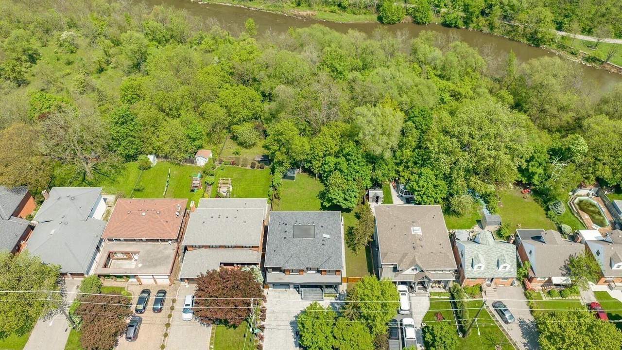Photo of Outdoor in Etobicoke