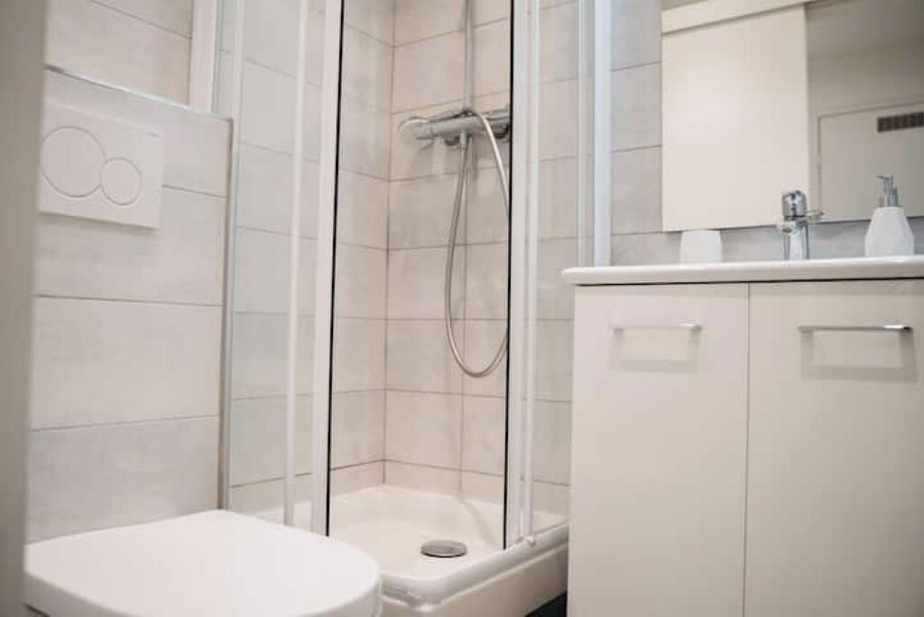 Photo of Bathroom in Villejuif