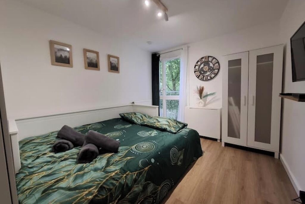 Photo of Bedroom in Villejuif