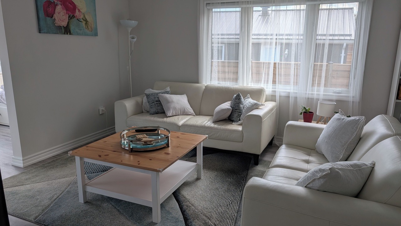 Photo of Livingroom in Innisfil