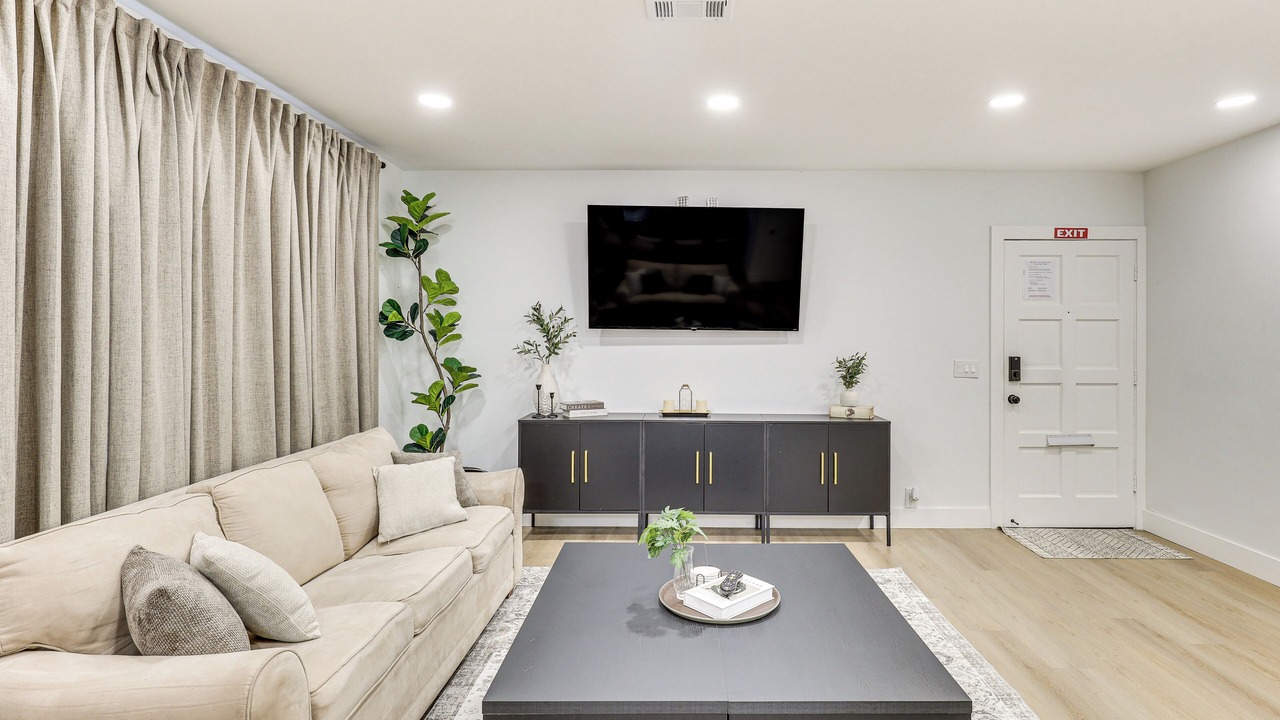 Photo of Livingroom in Coral Springs
