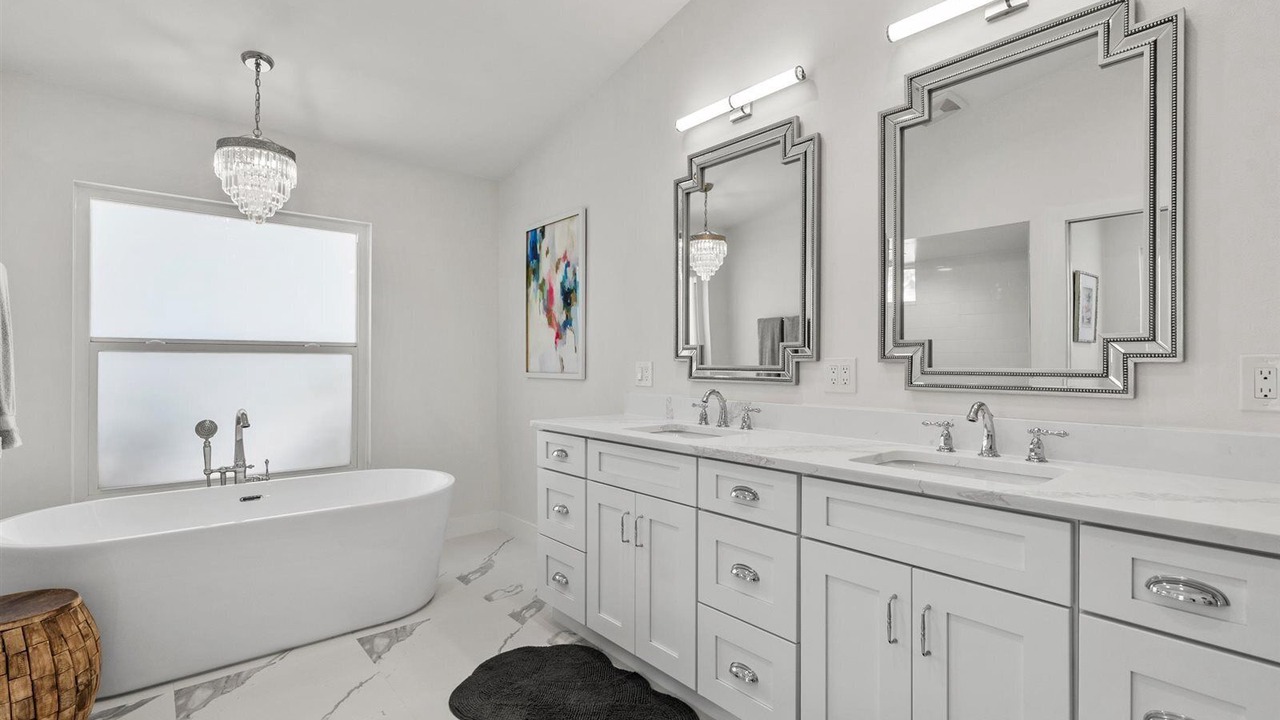 Photo of Bathroom in Bee Ridge