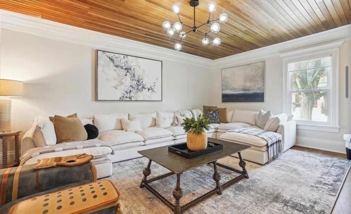 Photo of Livingroom in Burlington