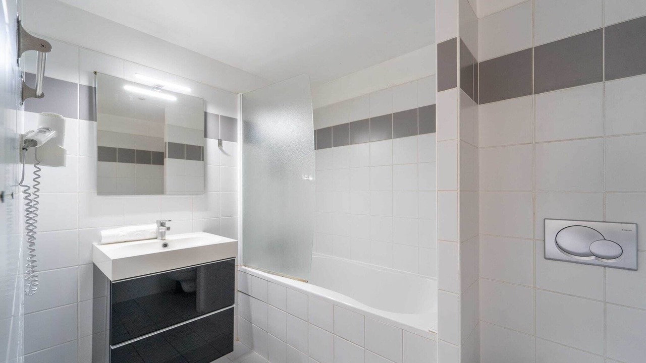 Photo of Bathroom in Jardin des plantes