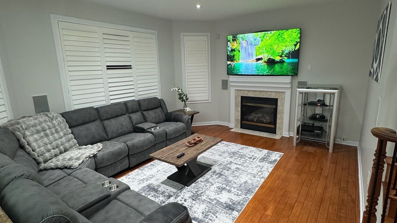 Photo of Livingroom in Brampton