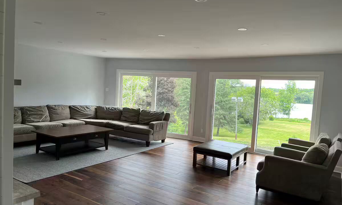 Photo of Livingroom in Greater Napanee