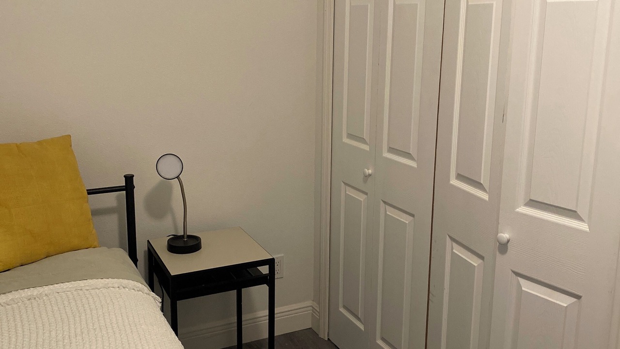 Photo of Bedroom in Oak Ridge