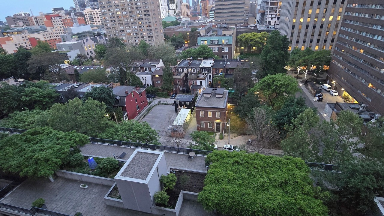 Photo of Outdoor in Church and Wellesley