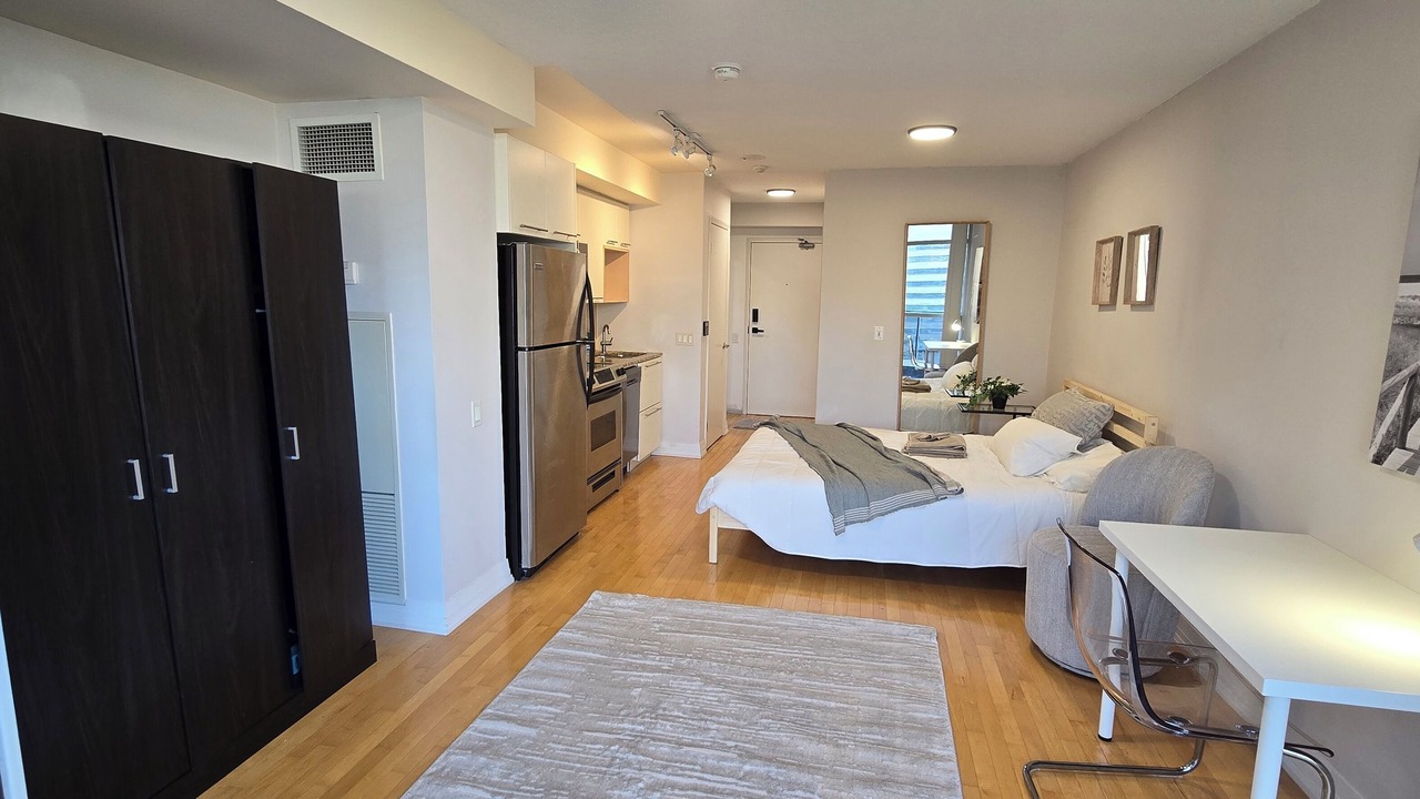Photo of Bedroom in Church and Wellesley