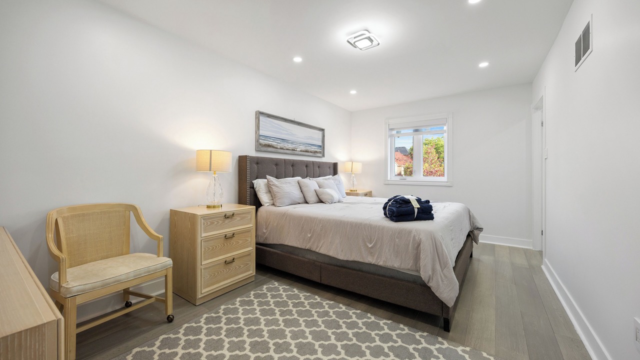 Photo of Bedroom in Aurora