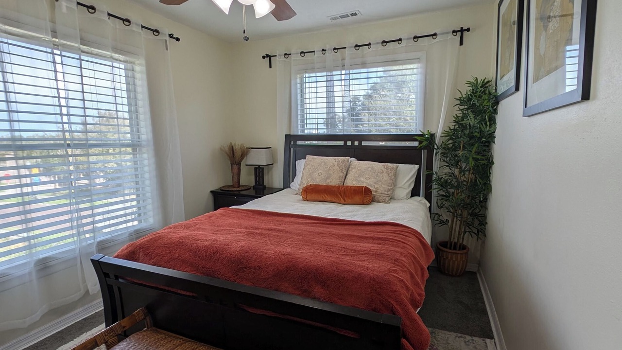 Photo of Bedroom in Dixieland