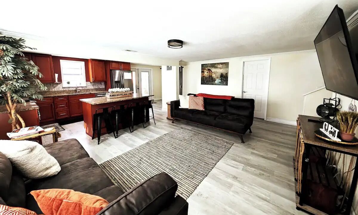 Photo of Livingroom in Dixieland
